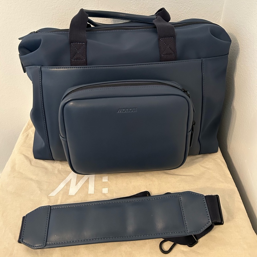 Monos Metro Duffel & Classic Kit